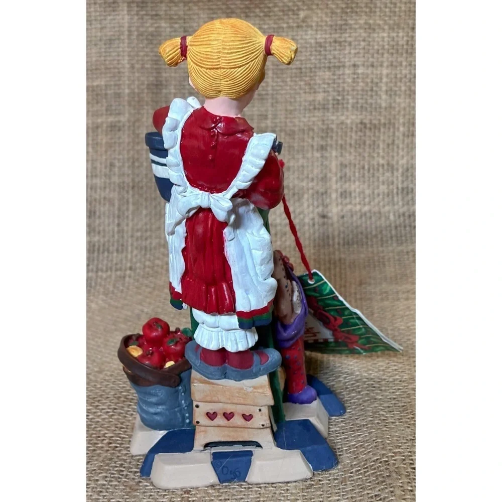 Department 56 All Through The House Madeline Making Cookies Resin Figurine Xmas